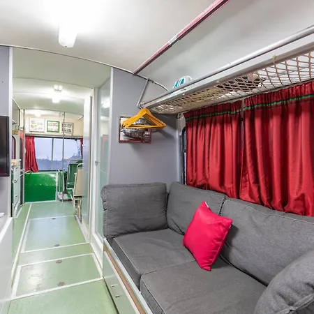 Unique Bus With Stunning Views In Ramla Bay By 360 Estates Il-Pergla