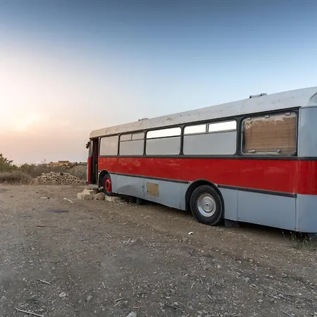 Unique Bus With Stunning Views In Ramla Bay By 360 Estates Il-Pergla